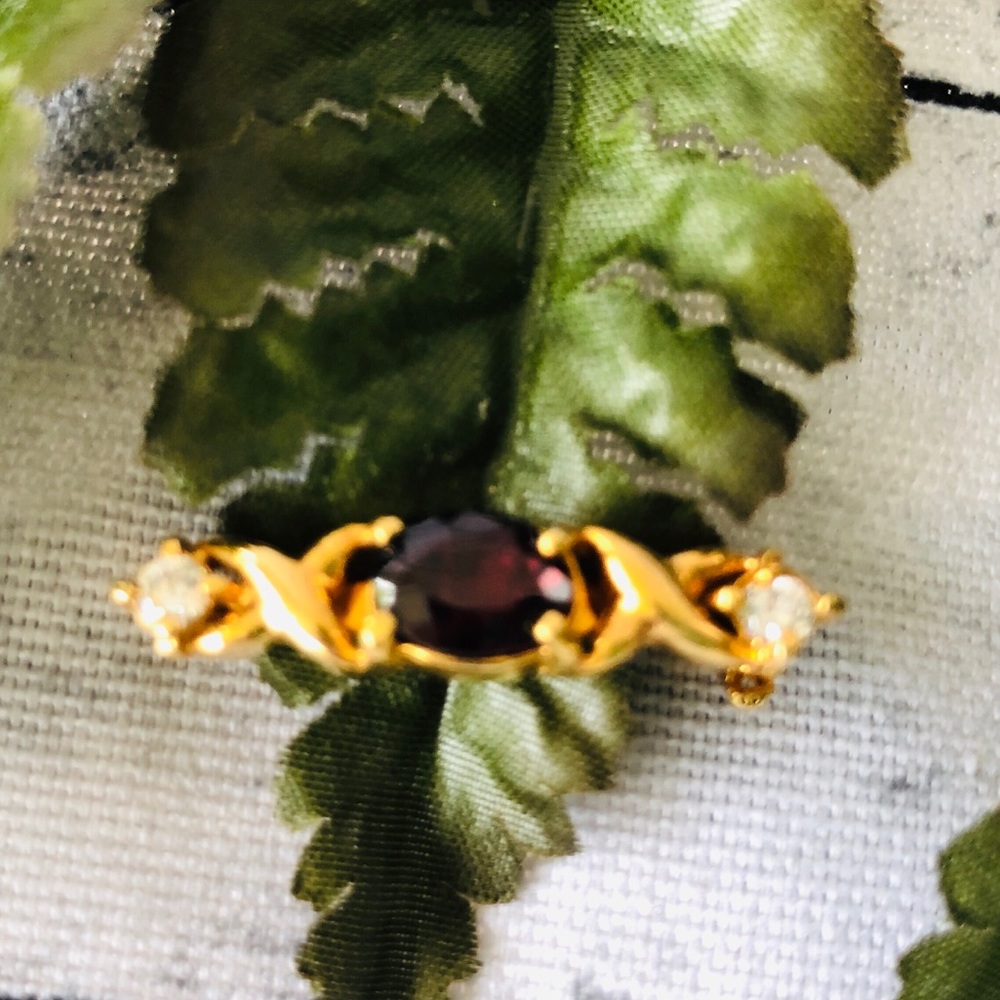 Garnet/C Z Kisses Bar Pin